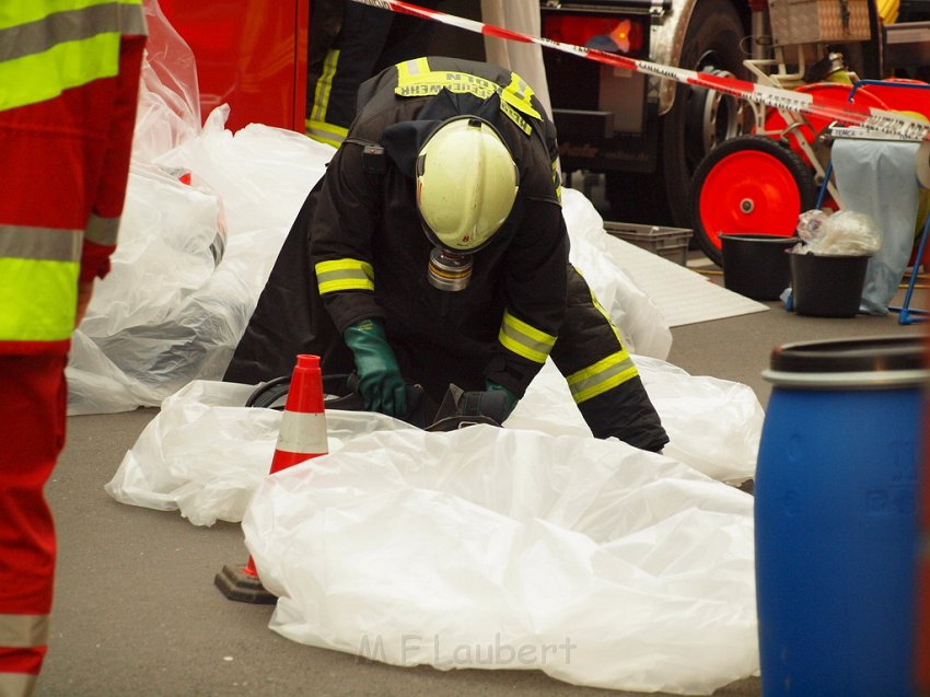 Weisses Pulver im Buero gefunden Koeln Porz Mitte Hauptstr P348.JPG